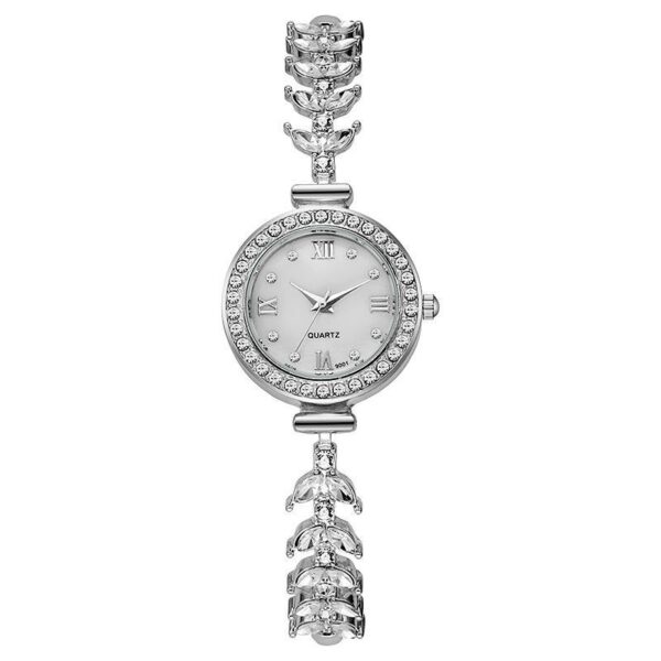 Queen’s Sparkle – Elegant Gold Bracelet Watch for Her