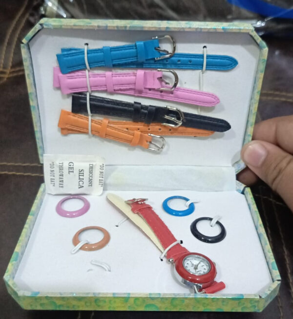 Bindas Collection 5 In 1-Multi Dials & Strap Wrist Watch